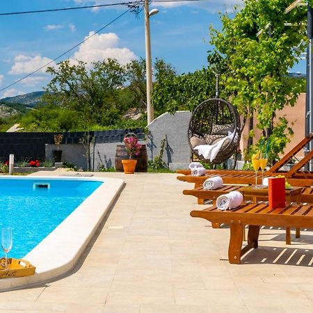 Villa Terra With Heated Pool มารีนา ภายนอก รูปภาพ